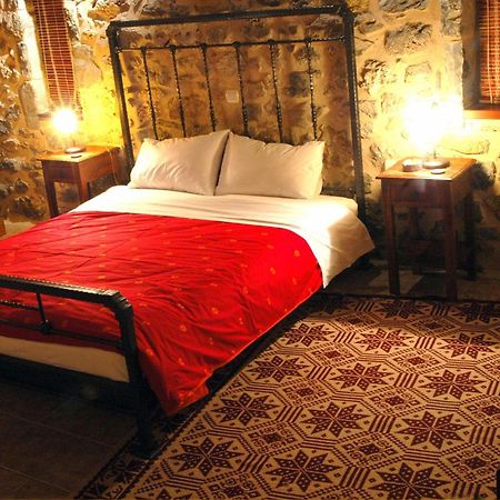 Hotel Archontiko Nikolopoulou Vytina Pokój zdjęcie